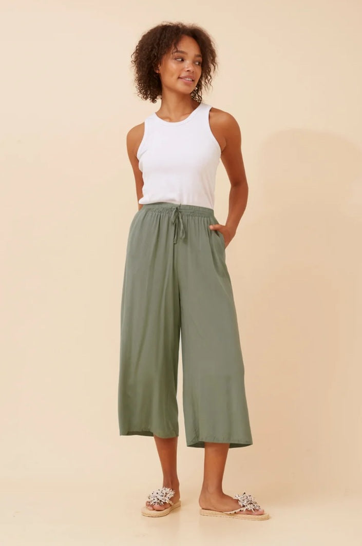Wide 7/8 Pants