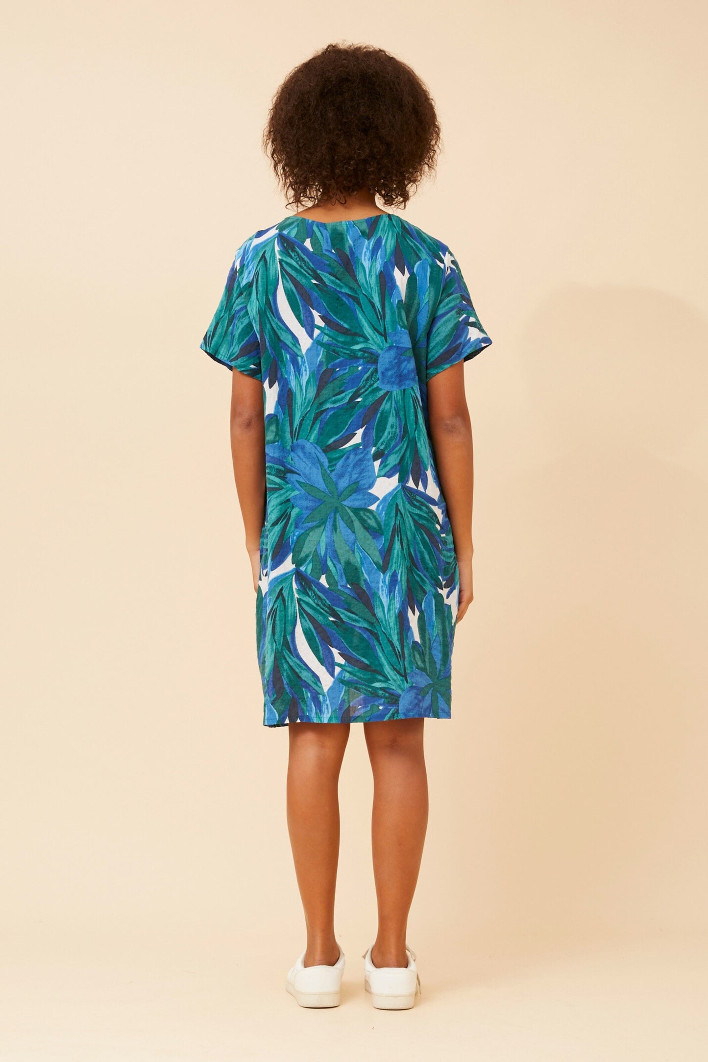 Leaves Pocket Short Shift Dress