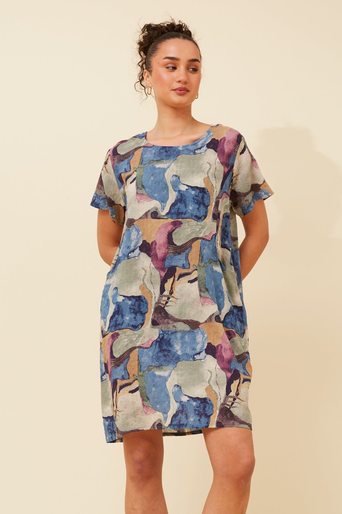 Rippling Pond Pocket Short Shift Dress