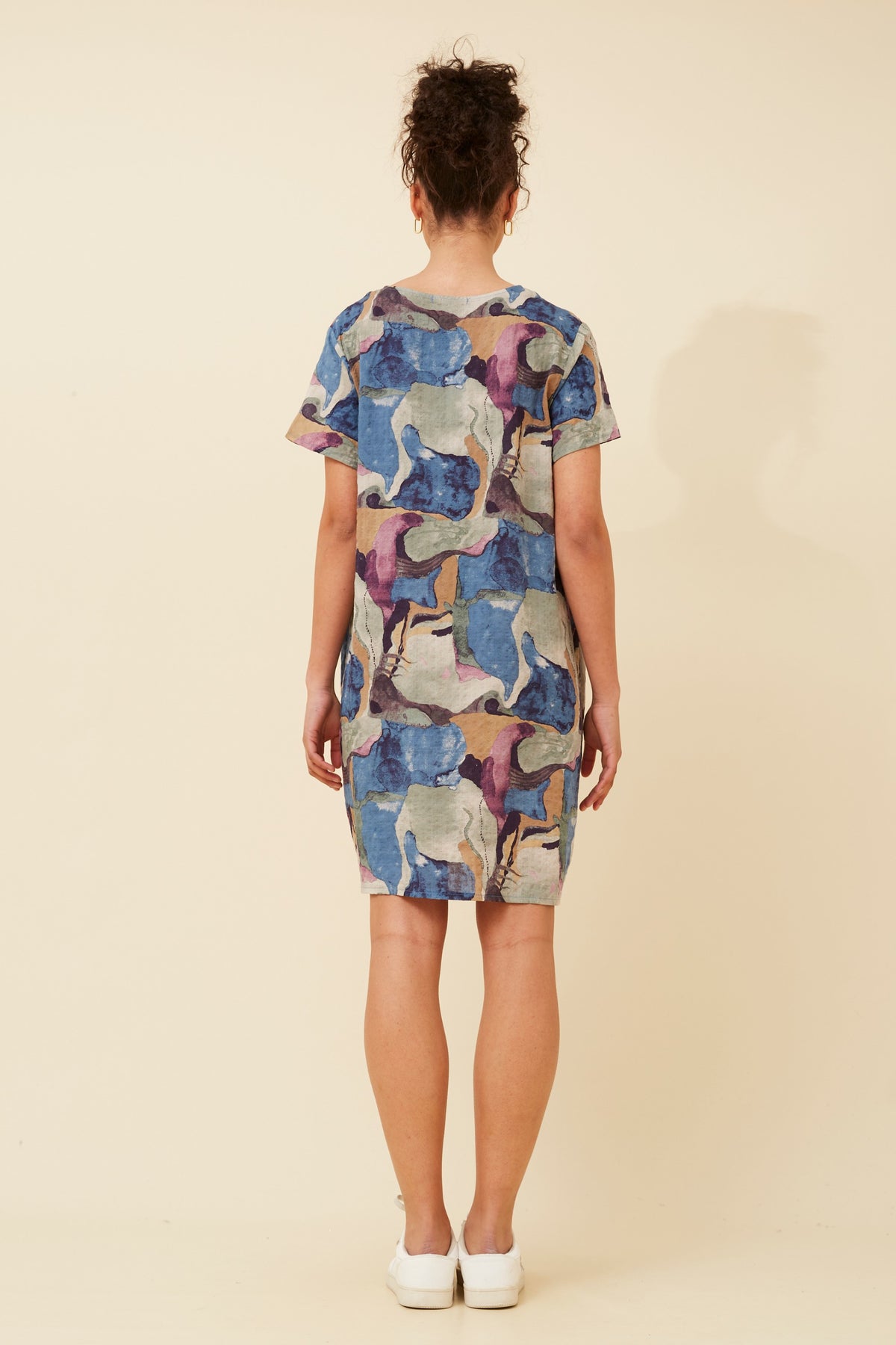 Rippling Pond Pocket Short Shift Dress