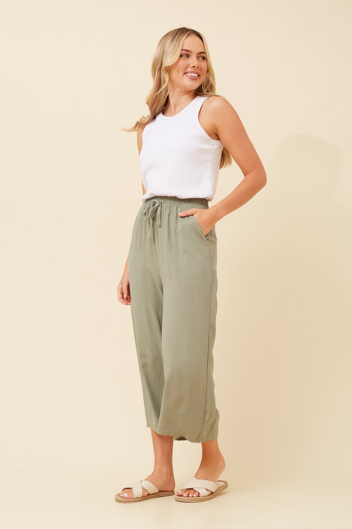 Wide 7/8 Pants